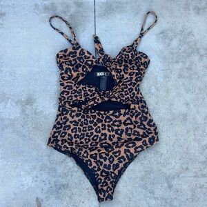 Beach Riot Mia One Piece Swimwear Leopard Print Cut Out Knots Size Small